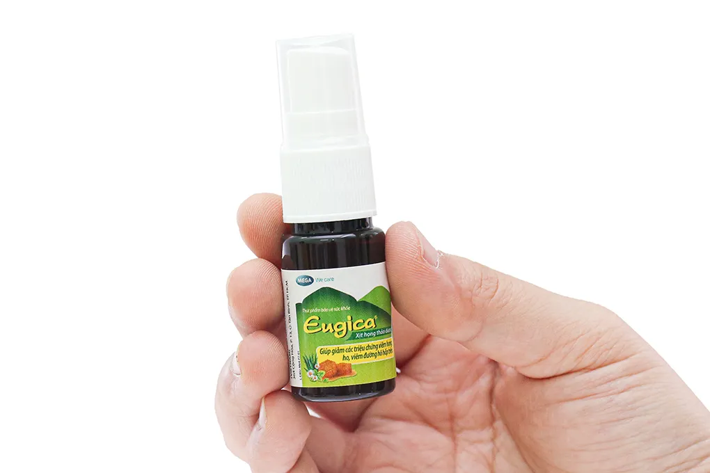 CHAI XỊT HỌNG THẢO DƯỢC GIÚP GIẢM HO EUGICA MEGA 10ML 6